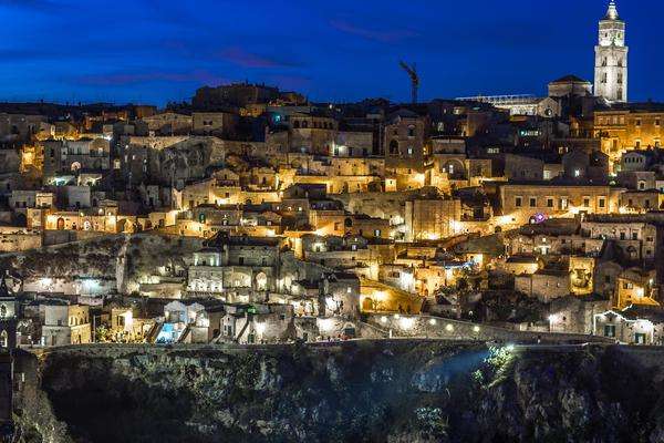 Dopo lo stop pandemico torna il presepe vivente nei Sassi di Matera